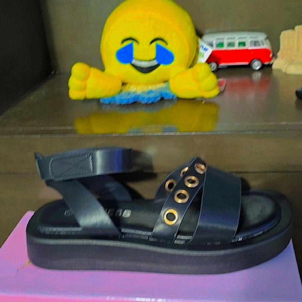 Woman's Black Sandals